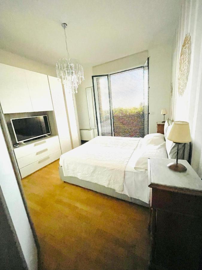 Bologna Holiday Inn Eksteriør bilde